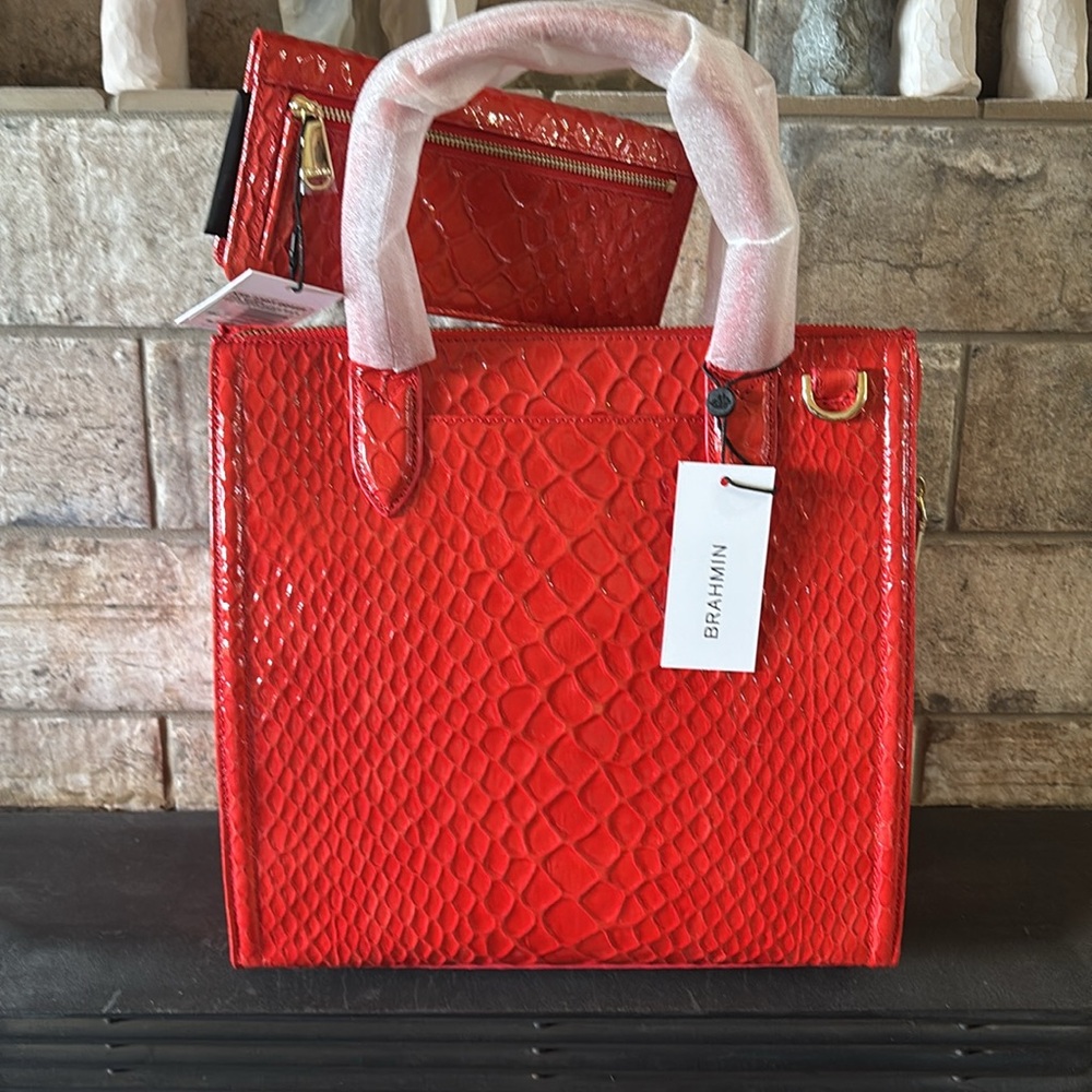 NWT Brahmin Candy Apple All Over Snake Caroline Tote and Wallet SET - Picture 2 of 9